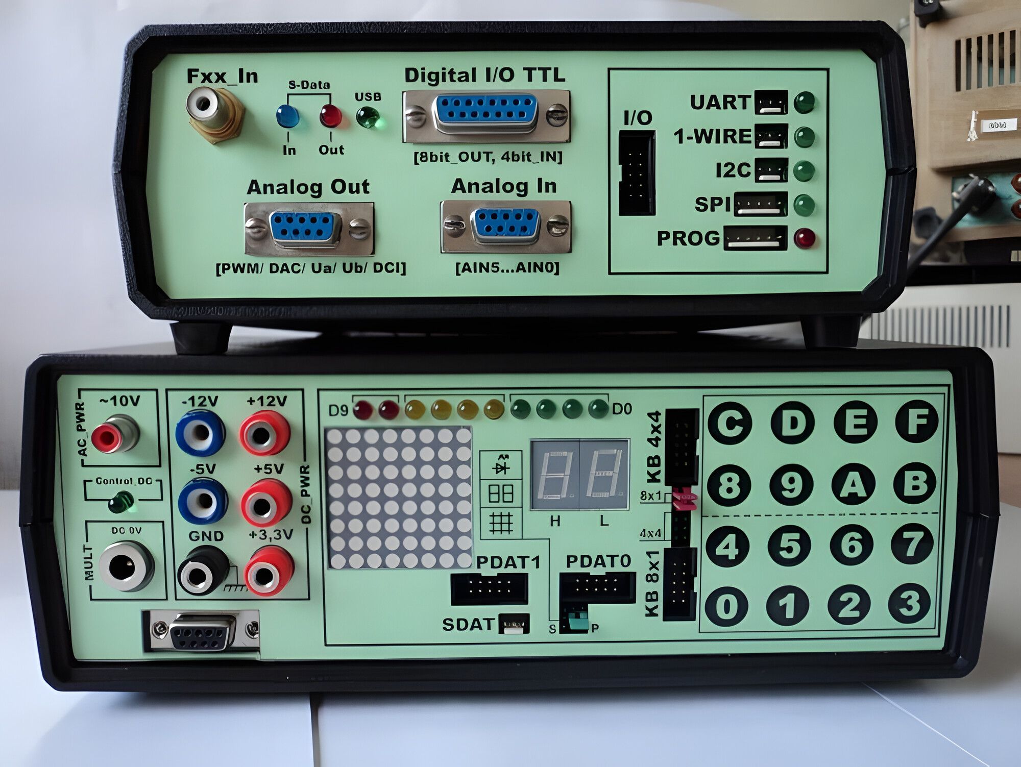 Базовий модуль LC_2012S – інтерфейси UART, 1-WIRE, I2C, SPI, аналогові та цифрові порти